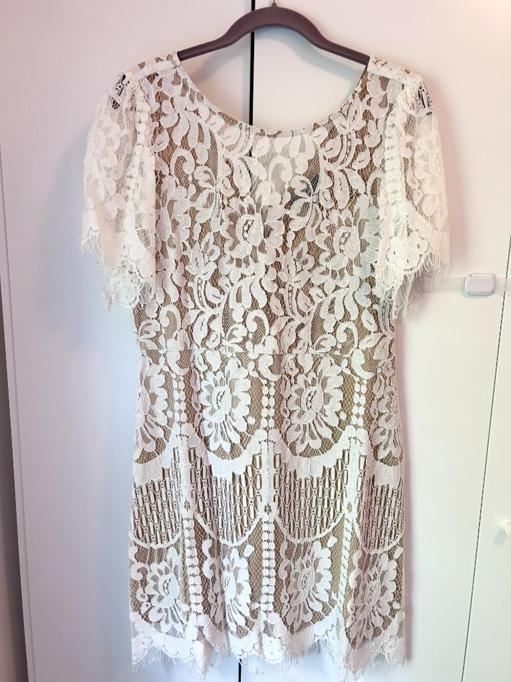 Lulu's White/Tan Lace Cocktail Length Dress